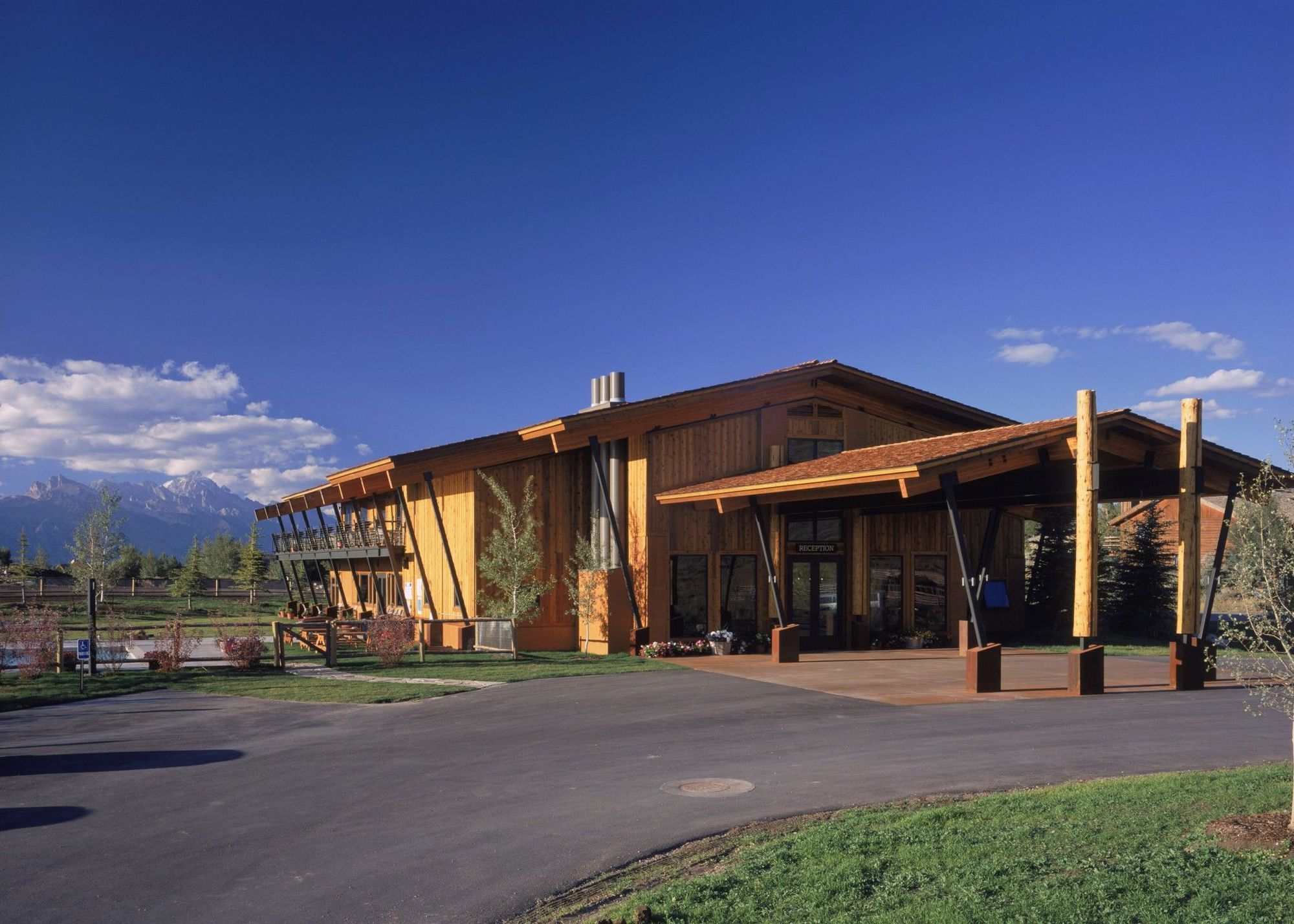 Отель Spring Creek Ranch Джексон Экстерьер фото