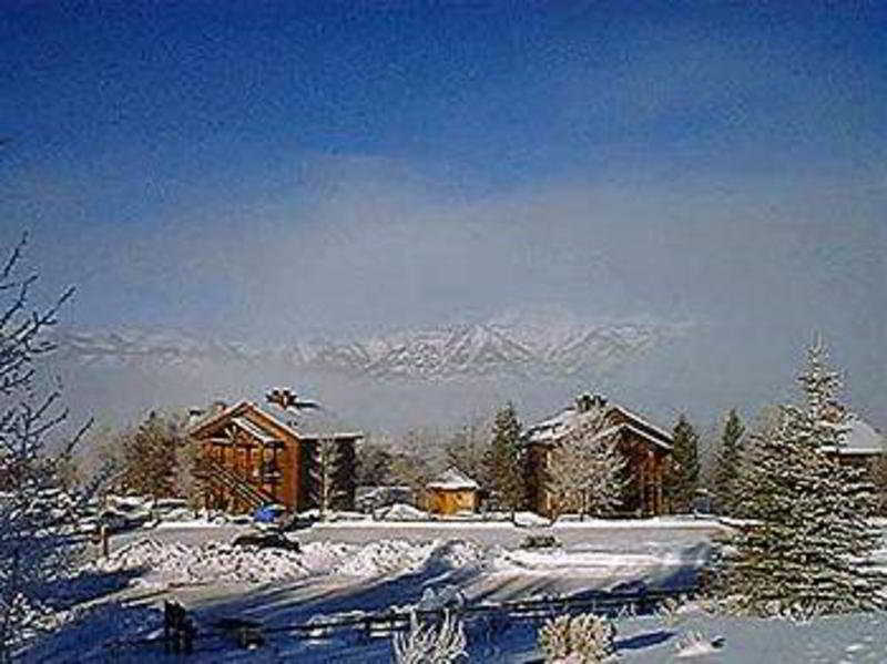 Отель Spring Creek Ranch Джексон Экстерьер фото